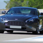 aston_martin_v8_vantage_stage_circuit