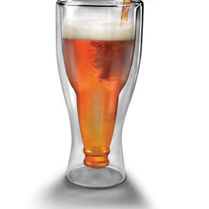 verre a biere bouteille inversee