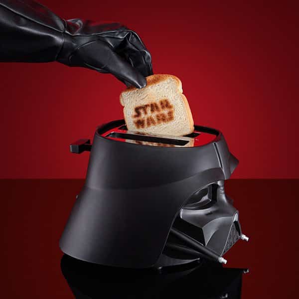 Critique du grille-pain Star Wars Darth Vader : que le côté obscur