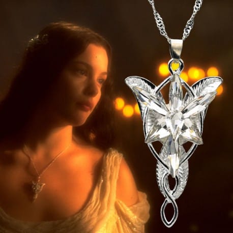 pendentif etoile sur soir arwen