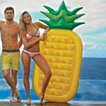 matelas-ananas-gonflable (4)