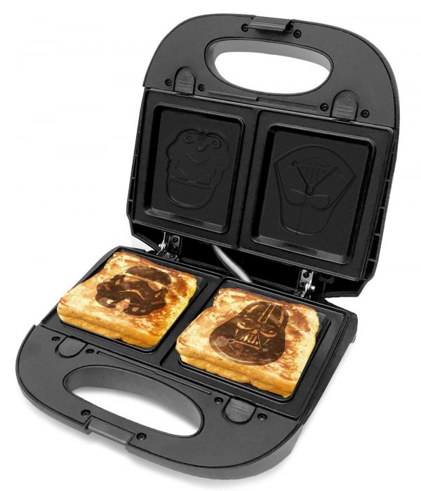 Appareil à Croque-Monsieur Star Wars Dark Vador - Super Insolite