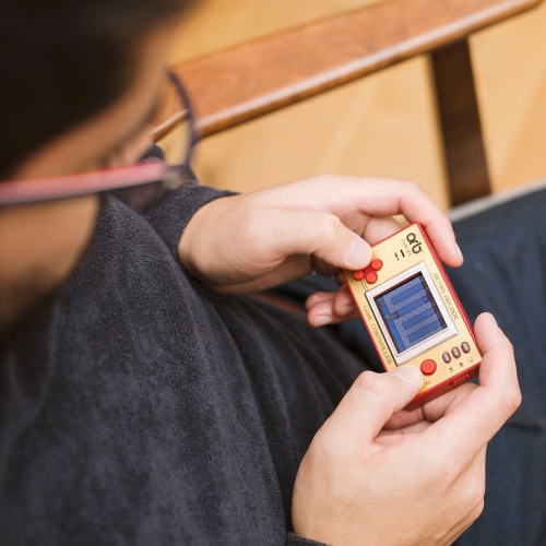 manette de jeux vidéo rétro