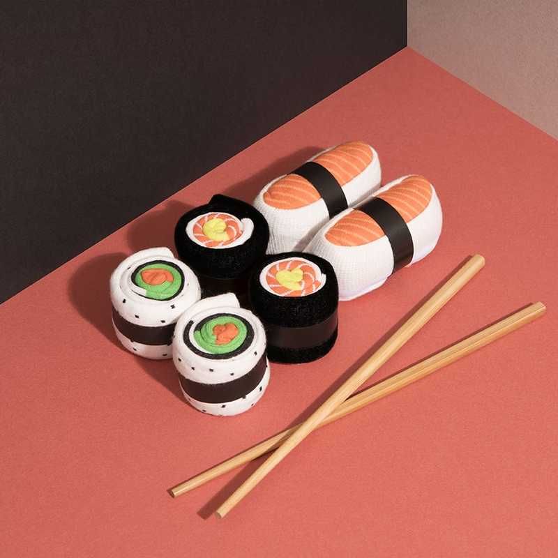chaussettes sushi et maki saumon