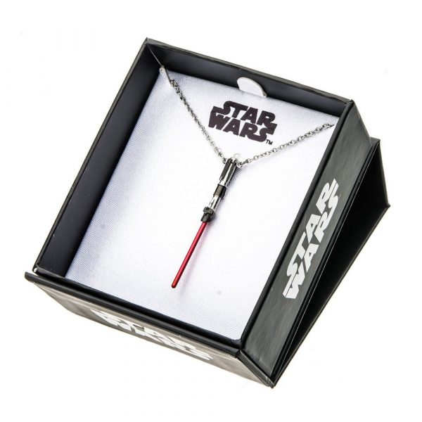 chainette et pendentif sabre laser Star Wars