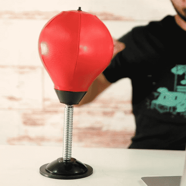 Punching Ball de Bureau - Super Insolite