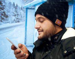 bonnet avec écouteurs bluetooth