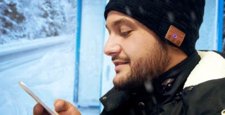 bonnet avec écouteurs bluetooth