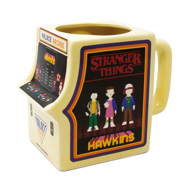 mug stranger things arcade