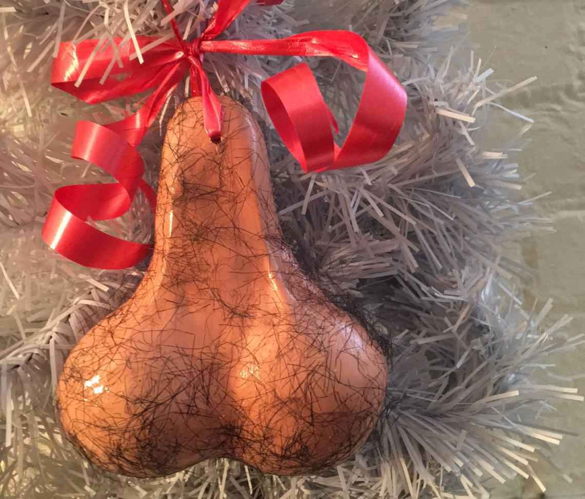 boule de noel testicule