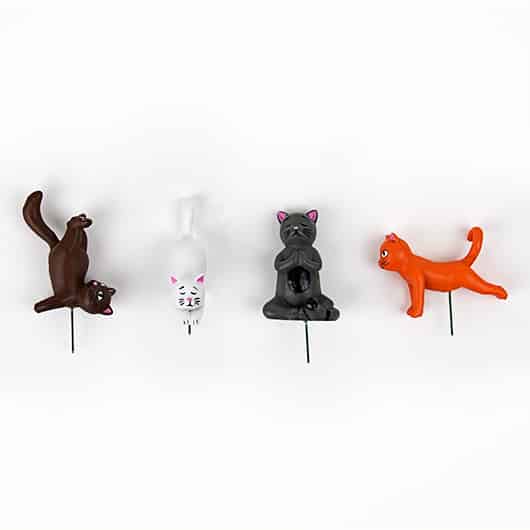 figurine chat yoga pot plante