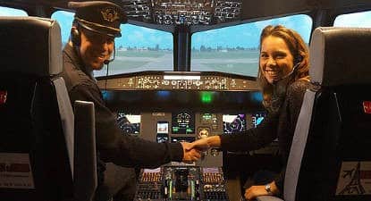 Simulateur de vol sur avion (Marseille) - Super Insolite