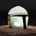 lampe casque mandalorian